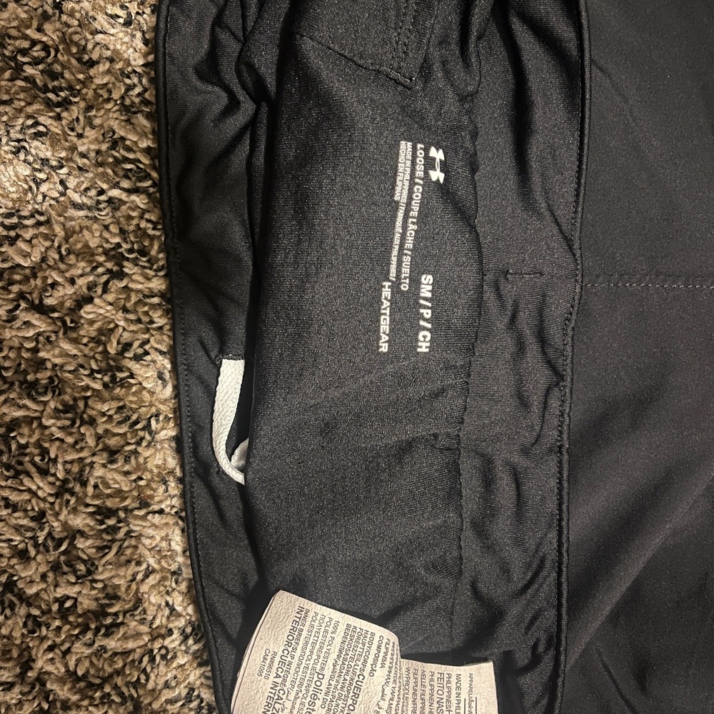 Under Armour Women's Black and Gray Athletic Shorts Trio - Picture 10 of 10